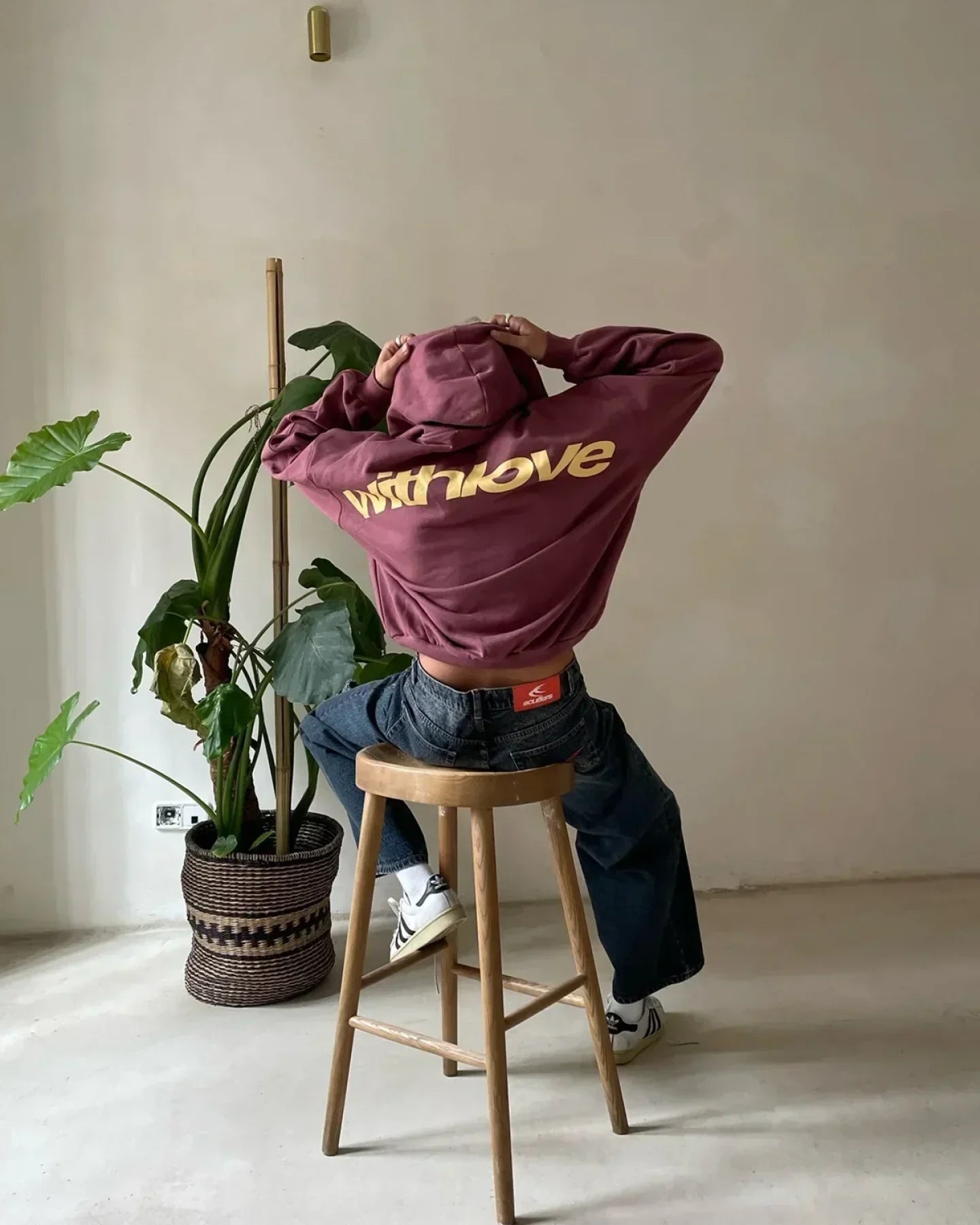 Élégance | Women's Hoodie – Timeless Comfort and Style 2