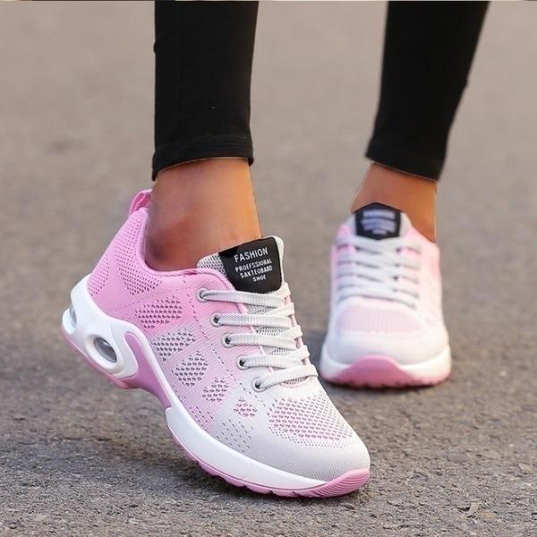 https://cdn.shopify.com/s/files/1/0907/8960/9736/files/komfortable-ortopaediske-sko-dame-women-shoes-577.jpg?v=1742037062