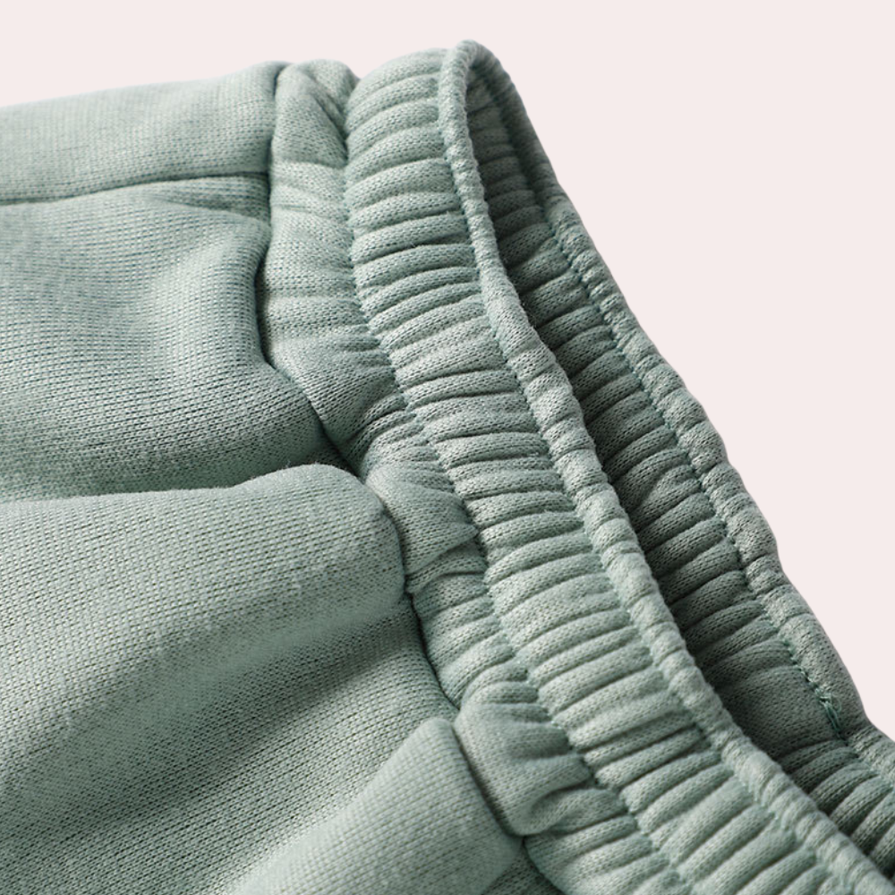 Leona | Fleksibelt Træningssæt i Komfortmateriale | Damemode Nuvenci.dk