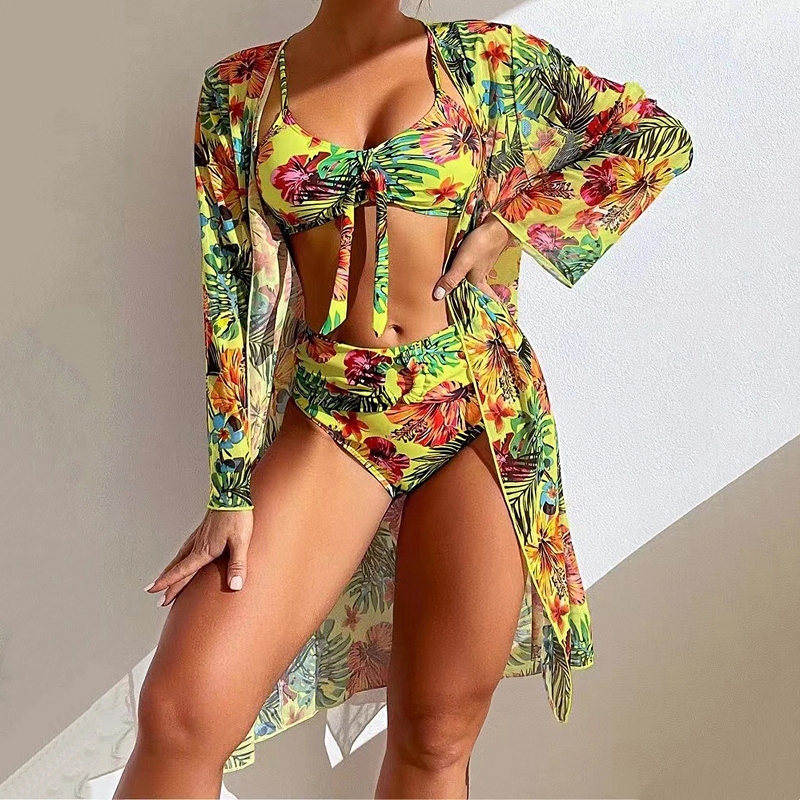 LuxeBikini | Elegant Three-Piece Bikini Set Nuvenci.dk