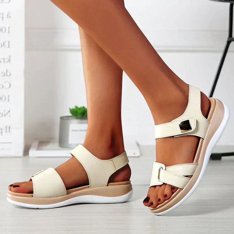 LuxeStep | Elegante Ortopædiske Kilehælssandaler Nuvenci.dk