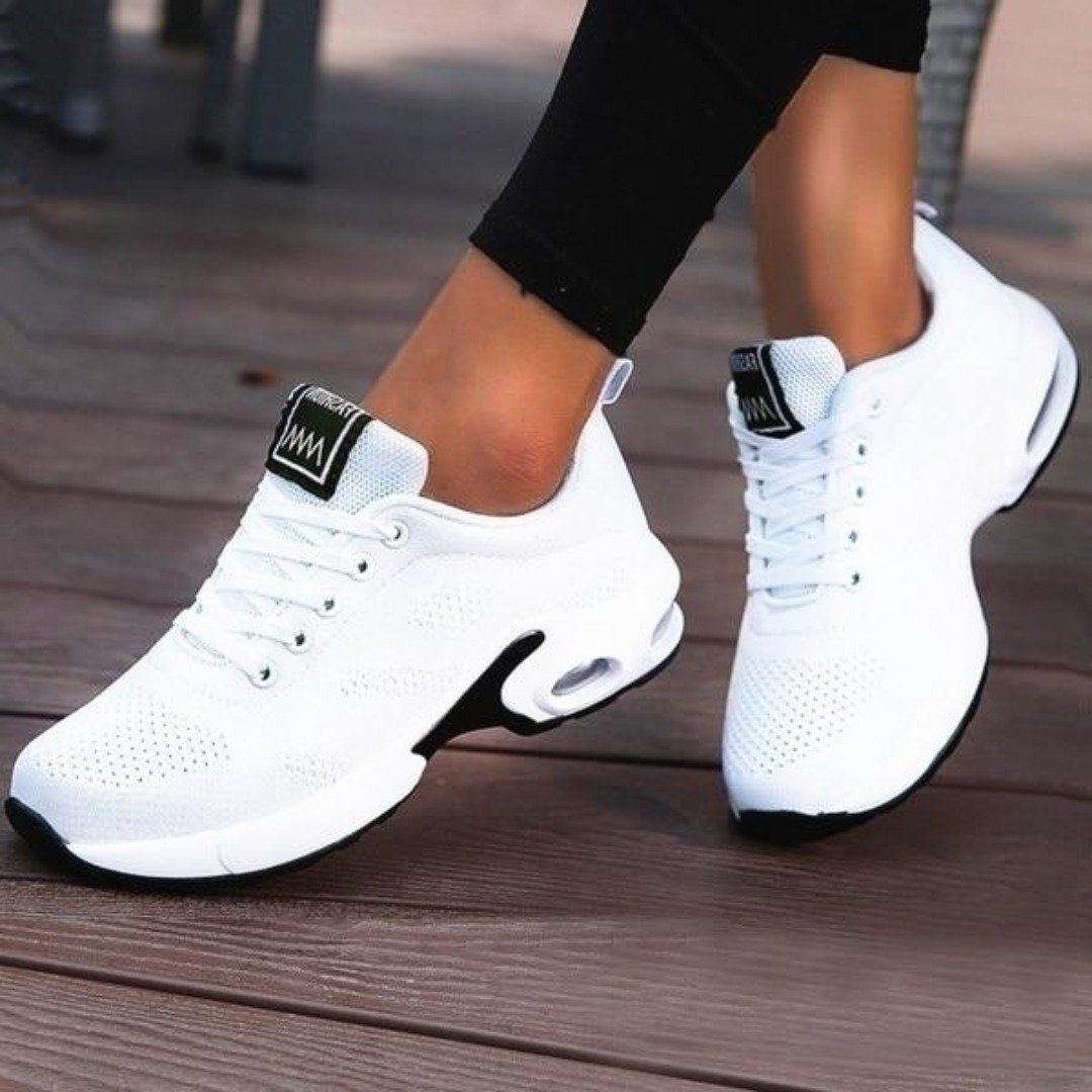 Valentina | Damesneakers – Elegant Komfort til Aktiv Livsstil 1