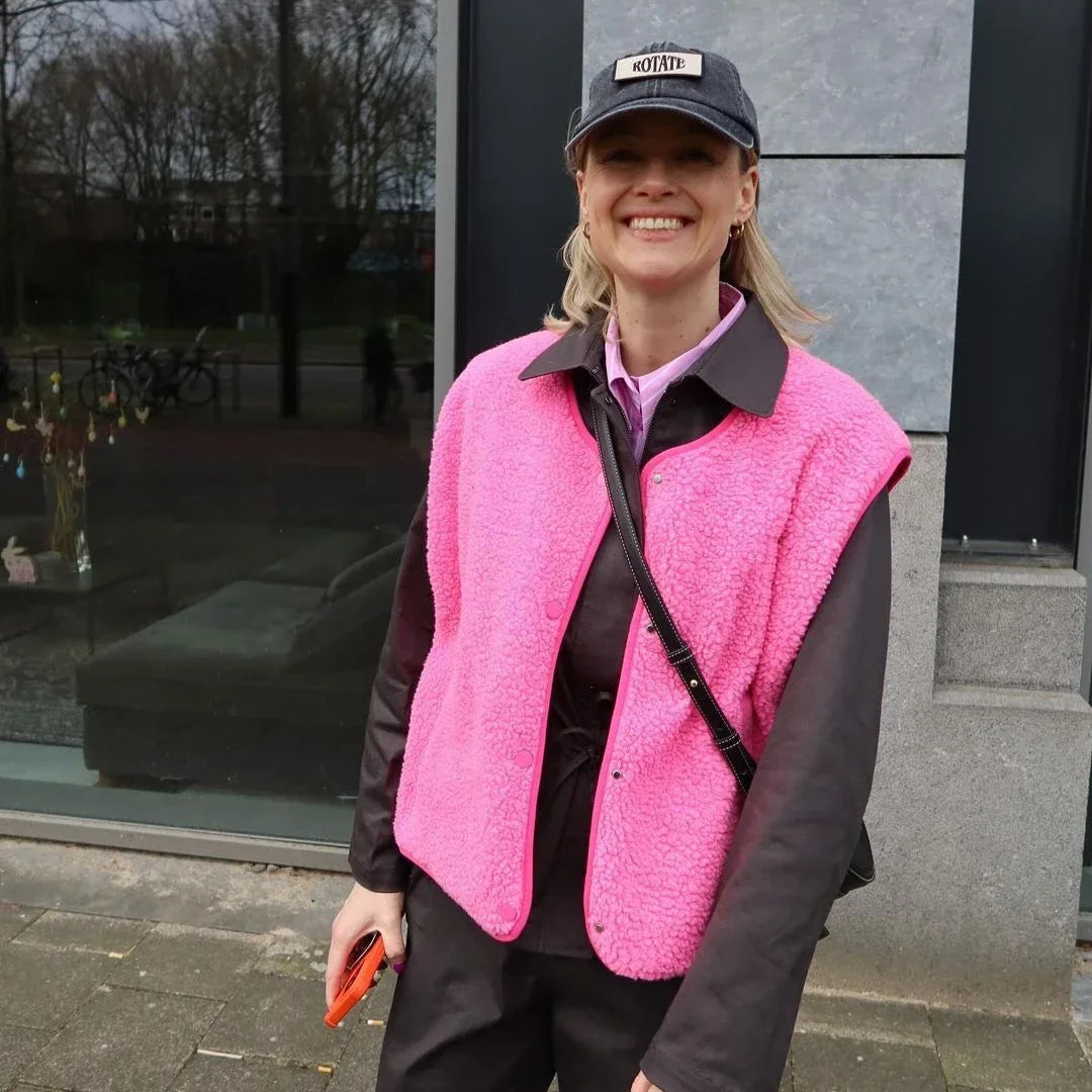 Natalia | Damevest – Komfortabelt Loose Fit Design Pink Nuvenci.dk
