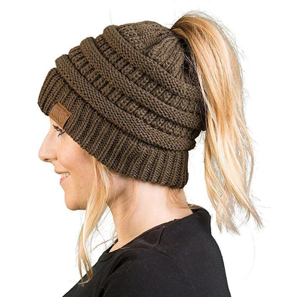 Natalie | Beanie – Vinterhue med Stil og Fri Hestehale Brun Nuvenci.dk