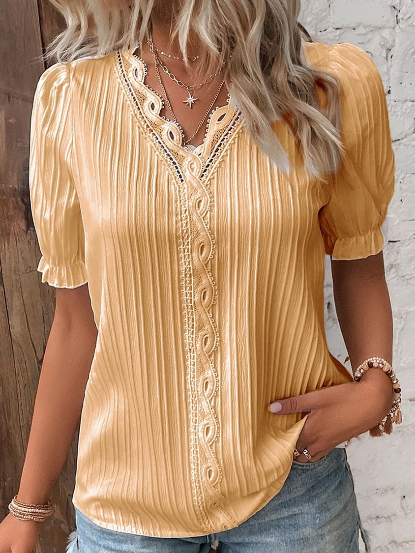 Nordica | Blonder Bluse – Elegant & Feminint Design Gul Nuvenci.dk
