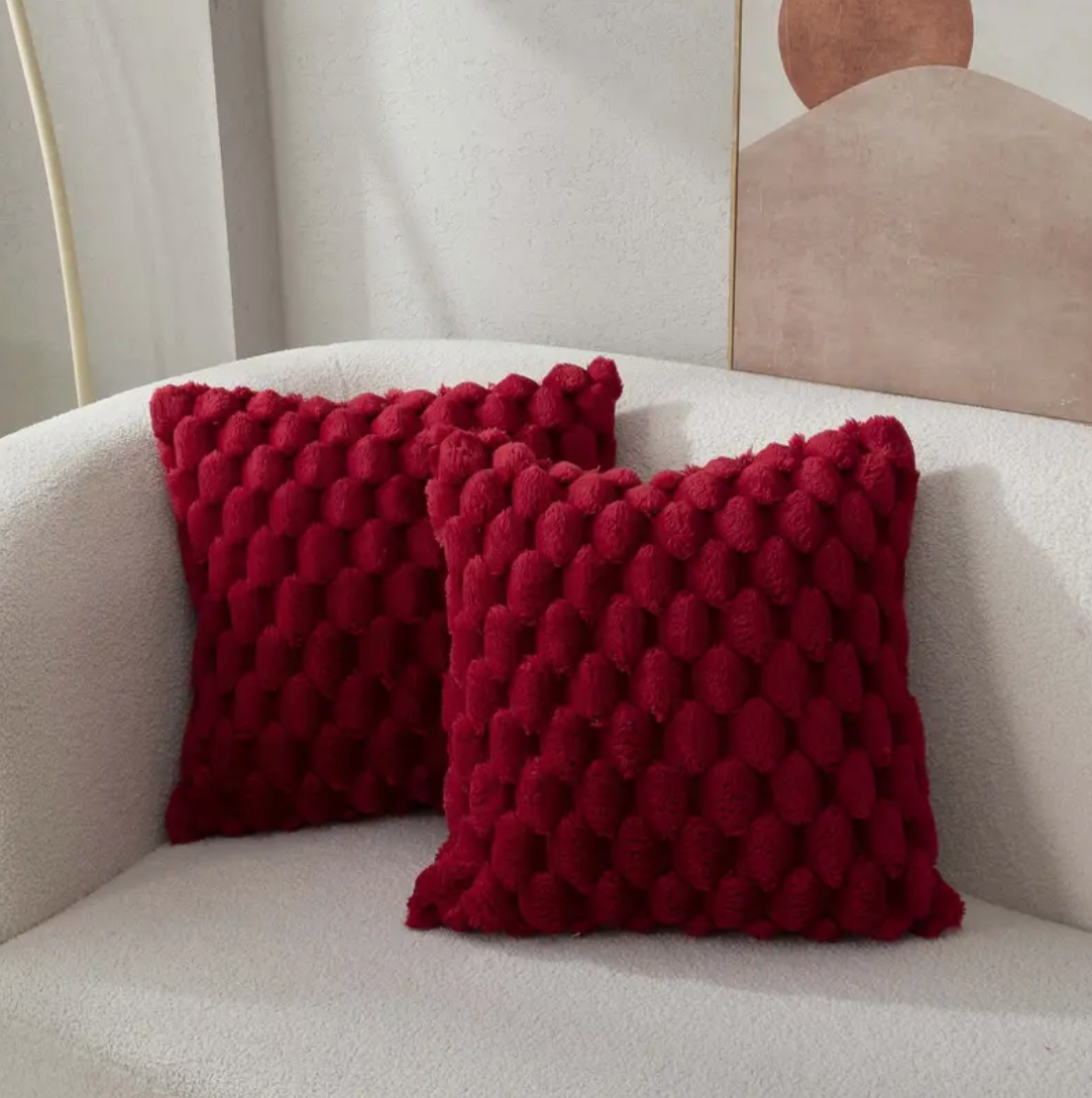 PillowCloud | Blødt pude med fluffy pudeovertræk Vinrød Nuvenci.dk