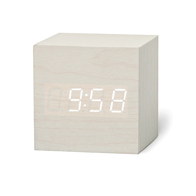 TimeCube | Digital firkantet LED-vækkeur