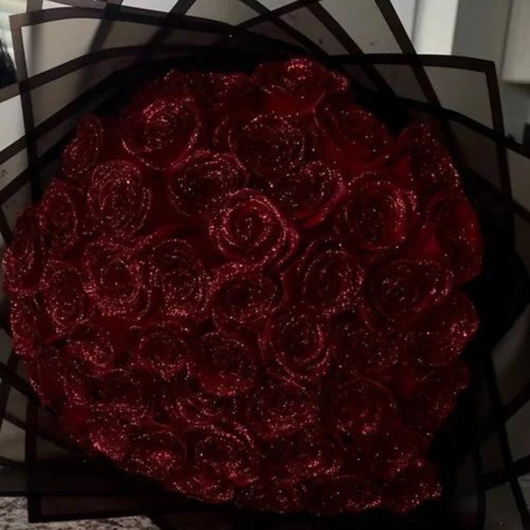 RoseLure | Evig Elegance i Blomstrende Perfektion Rød Nuvenci.dk