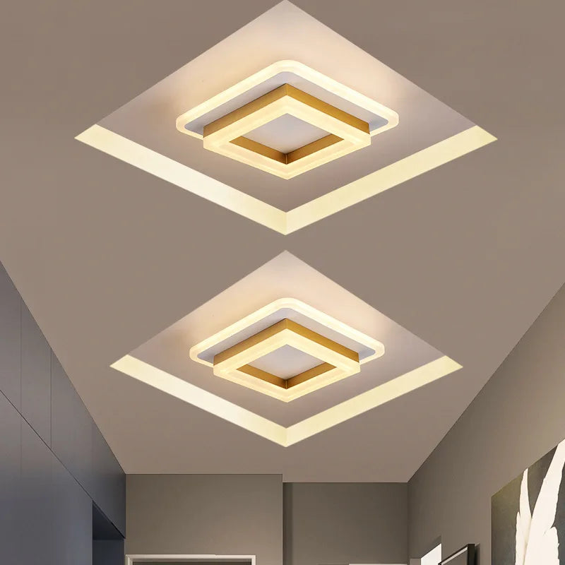 SkyLoom | Loftlampe – Minimalistisk Moderne Belysning Guld firkant Nuvenci.dk