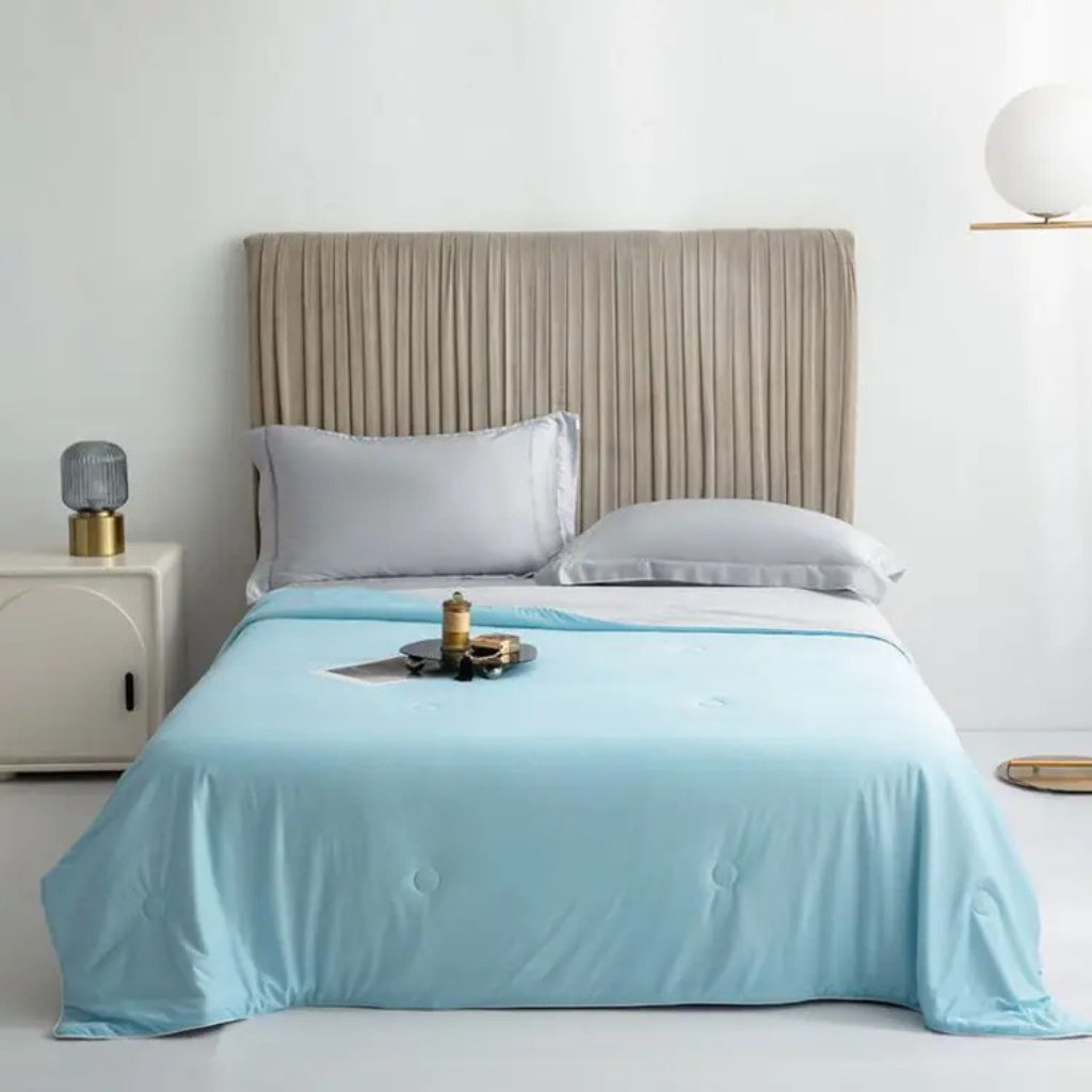 SleepCool | Kølende tæppe til god søvn om sommeren Blå Nuvenci.dk