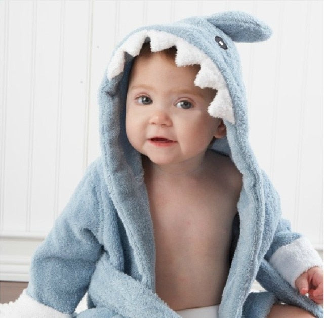 SnuggleCub | Børnebadekåbe – Blød Bomuld med Dyrehætte Blåhai Nuvenci.dk