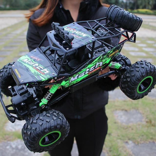 StormDrive | RC Bil – 4x4 Terrænstyrke og Stabil Kørsel Grøn Nuvenci.dk