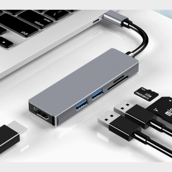 StreamPort | USB-C Hub – Kompakt 5-i-1 Løsning med HDMI 4K Grå Nuvenci.dk