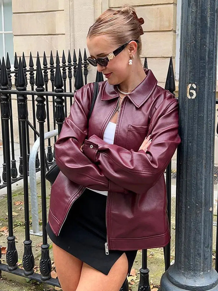 Zemi | Læderjakke til Kvinder – Oversize & Statement Rødbrown Nuvenci.dk